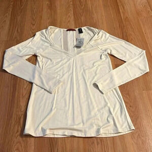 NWT Red by Buckle Top